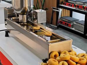 Kommerzielle voll automatische Mochi elektrische Maquina Para de Hacer Mini Donas Donut <span class=keywords><strong>Donuts</strong></span> Hersteller Füll fritte use Herstellungs maschine - Product Image 4