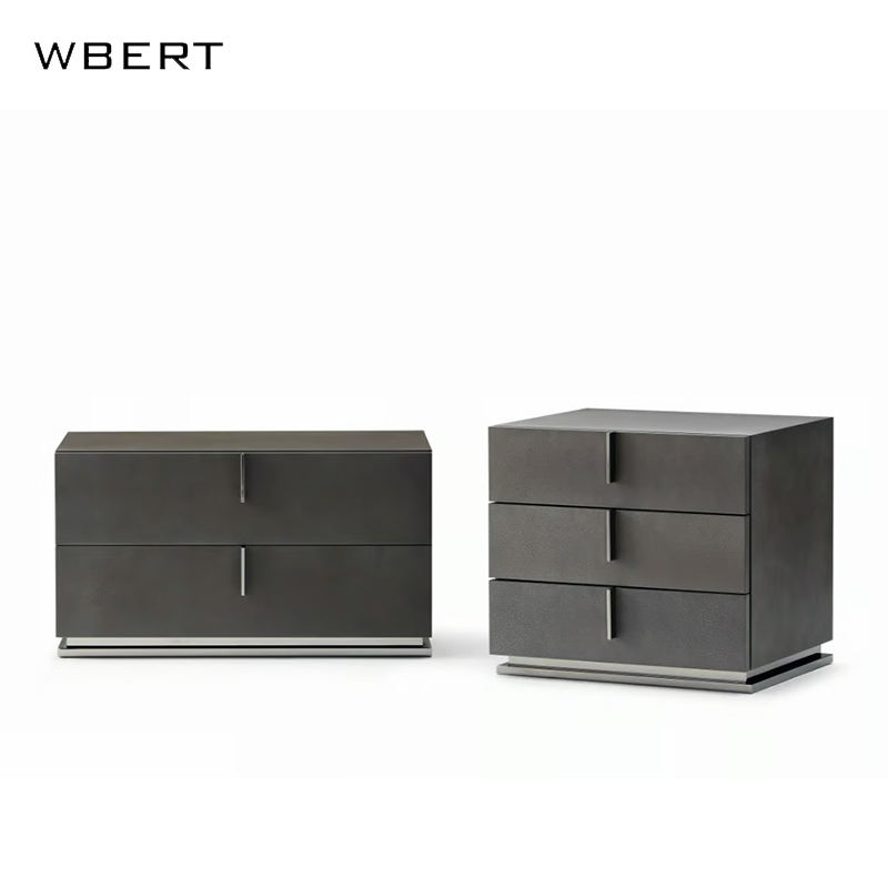 สีเทาเข้ม