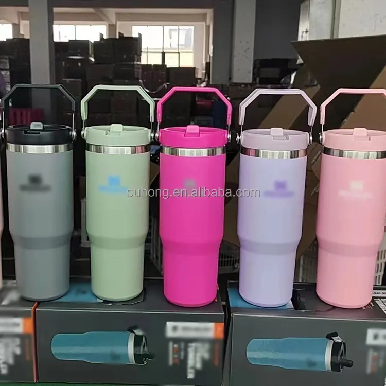 Nouveau 2024 le plus chaud en acier inoxydable voiture Thermos paille tasse à café 30oz Sublimation gobelet avec poignée