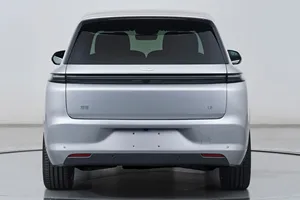 รถ SUV ไฟฟ้าหรูหรา2025-6ที่นั่งเหมาะอย่างยิ่ง L8