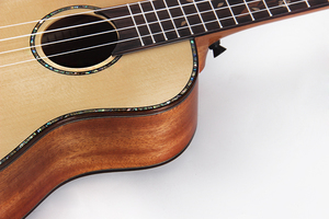עץ <span class=keywords><strong>uke</strong></span> איכות הטוב ביותר oem אקוסטי מוצק אשוחית העליון מנהוגואני הצוואר rosewood 26 אינץ טנור ukulele עם מחיר זול