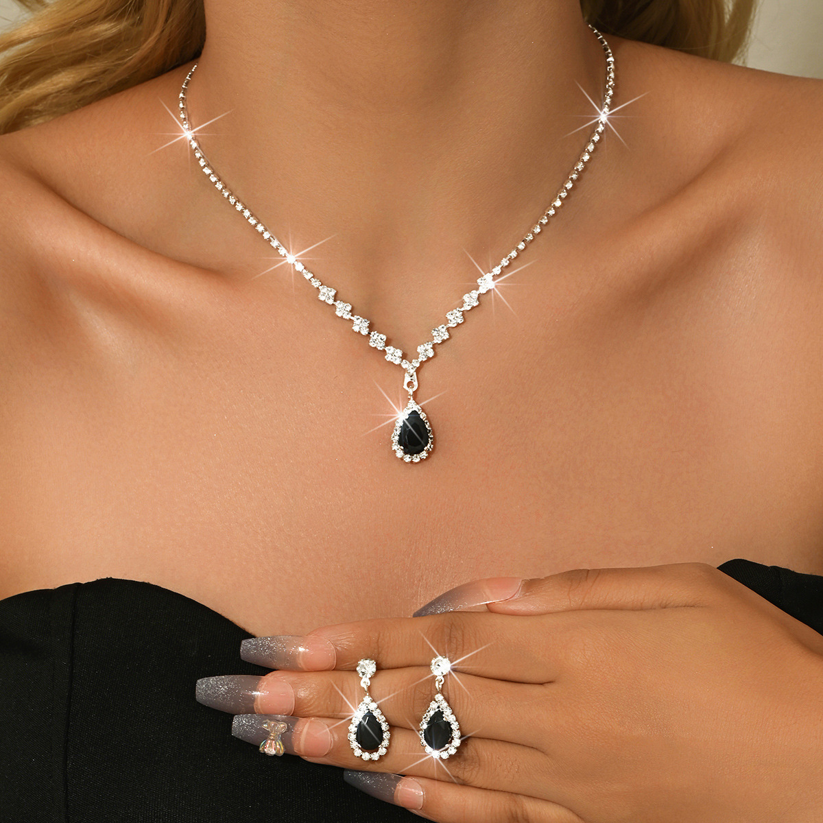 80869511-black two-piece set