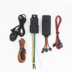 J16 4G Anti Jammer Lock Puerto IP APN Car Smart GPS Tracker Localizador Motocicleta Dispositivo de seguimiento - Product Image 1