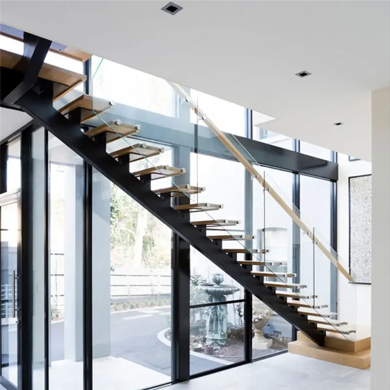 Design moderno interno dritto in legno battistrada galleggiante gradini e pannello in vetro temperato corrimano scala