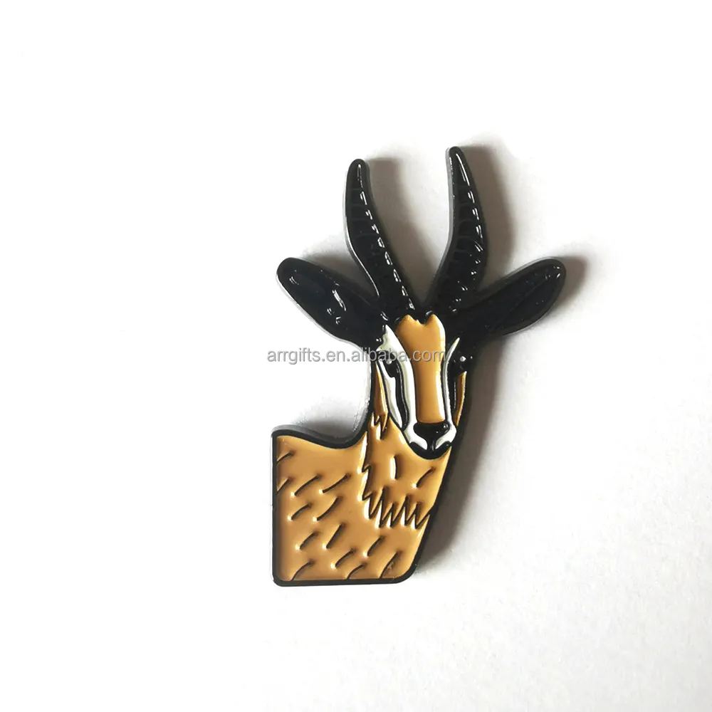 Fábrica al por mayor animal cabeza de ciervo esmalte suave imán negro insignia, teléfono decoración pin pegatina en stock