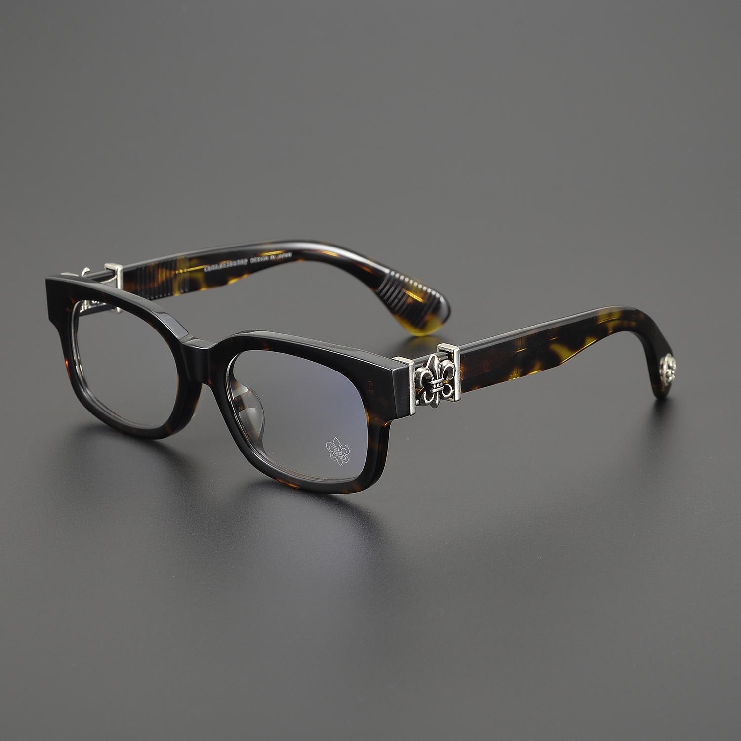 Tortoiseshell silver