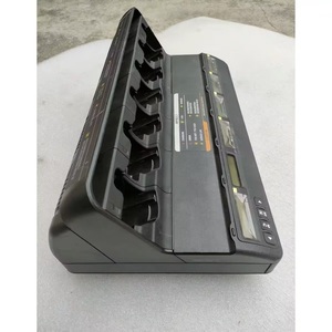NNTN8844B ของแท้นำเข้า2เครื่องชาร์จแบบหลายหน่วยพร้อมจอแสดงผลพอร์ตชาร์จ USB แบบ6ทางใช้ได้กับ APX7000 APX6000 - Product Image 2
