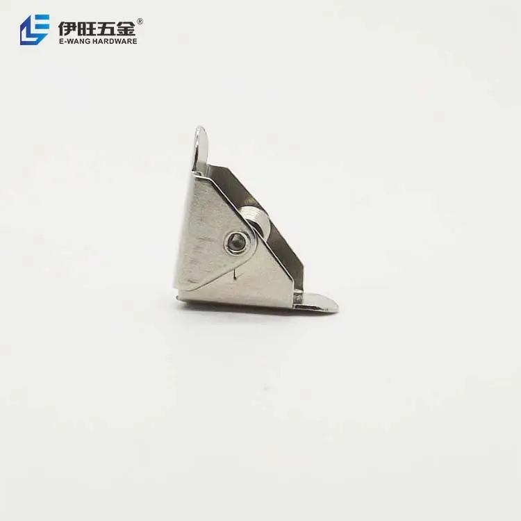 Yiwang Fabriek Groothandel Kantoor Driehoekige Metalen Kleine Clip Badge Houder Clips