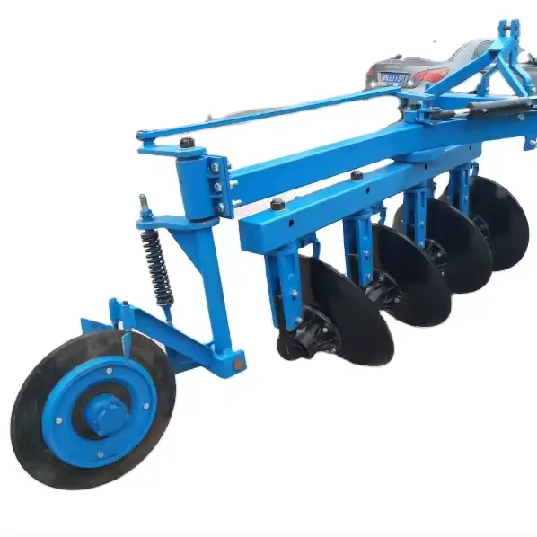 Los implementos de tractor agrícola ofrecen piezas personalizadas para diferentes tipos de trabajo