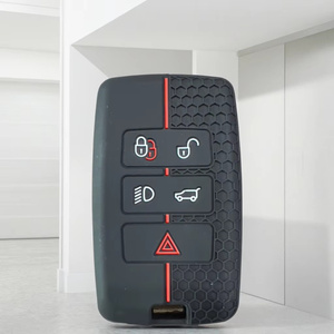 ที่หุ้มกุญแจรีโมทรถยนต์ซิลิโคนสีดำและสีแดงแบบพรีเมี่ยมสำหรับ Land Rover และรุ่นจากัวร์ - Product Image 5