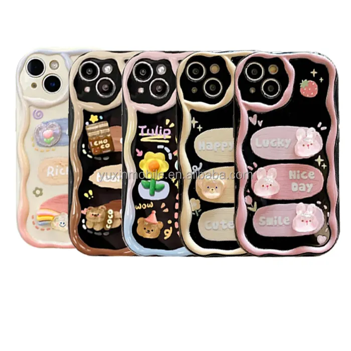 Menina DIY desenho 3D café urso sino pingente capa de telefone quadro onda irregular silicone TPU macio capa de telefone para iphone 15 14 pro