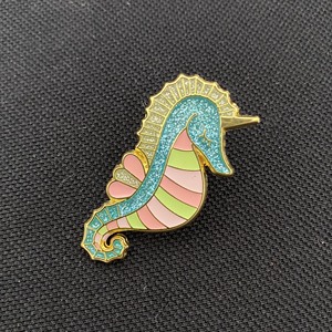 Factory Custom <strong>Spin</strong> Rotating Funny Rotation Design Spinning Enamel Pin - Product Image 5