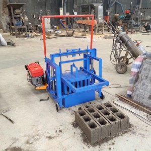 Máquina hidráulica de fabricación de ladrillos para uso doméstico con motor y caja de cambios para la producción de hormigón y ladrillos en Cabo Verde - Product Image 2