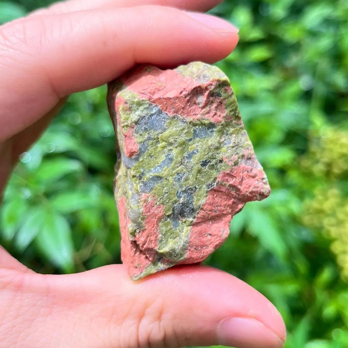 Flower Green Stone Raw