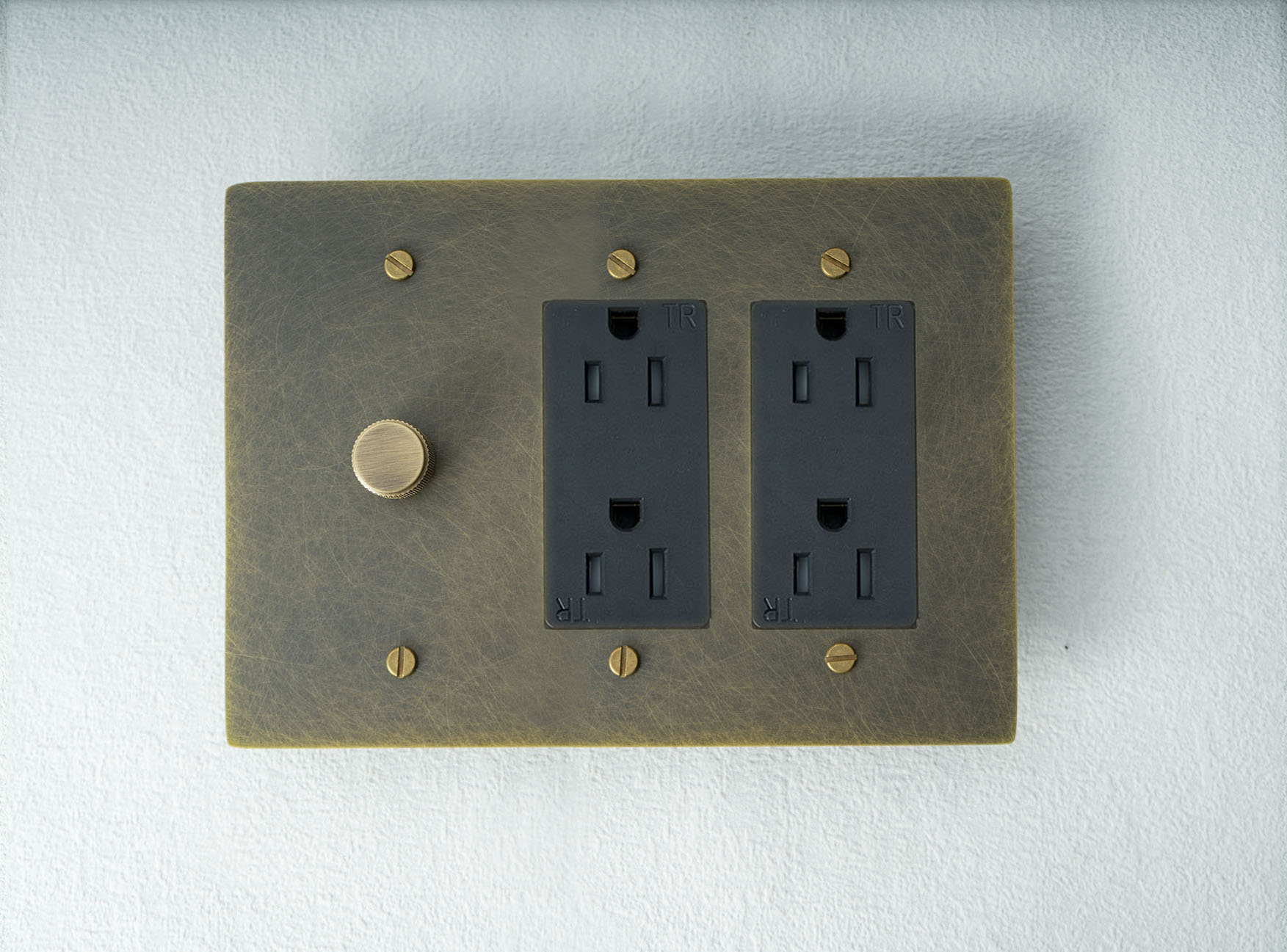 1DIMMER+2SOCKET