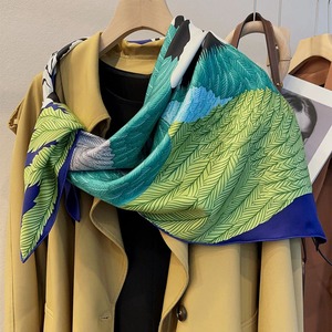 88*88ซม. ผ้าพันคอผ้าไหมมัลเบอร์รี่สีเขียวอ่อนหรูหราสำหรับผู้หญิงผ้าพันคอสี่เหลี่ยมสำหรับฤดูใบไม้ผลิและฤดูหนาว - Product Image 2