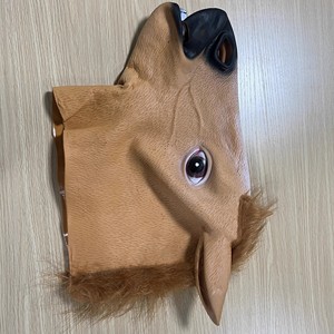 หน้ากากหัวม้างานปาร์ตี้ฮาโลวีนวัสดุพีวีซีพิมพ์ดิจิตอลเป็นมิตรกับสิ่งแวดล้อมสำหรับผู้ใหญ่ใช้ในเทศกาลความสนุกสนาน - Product Image 4