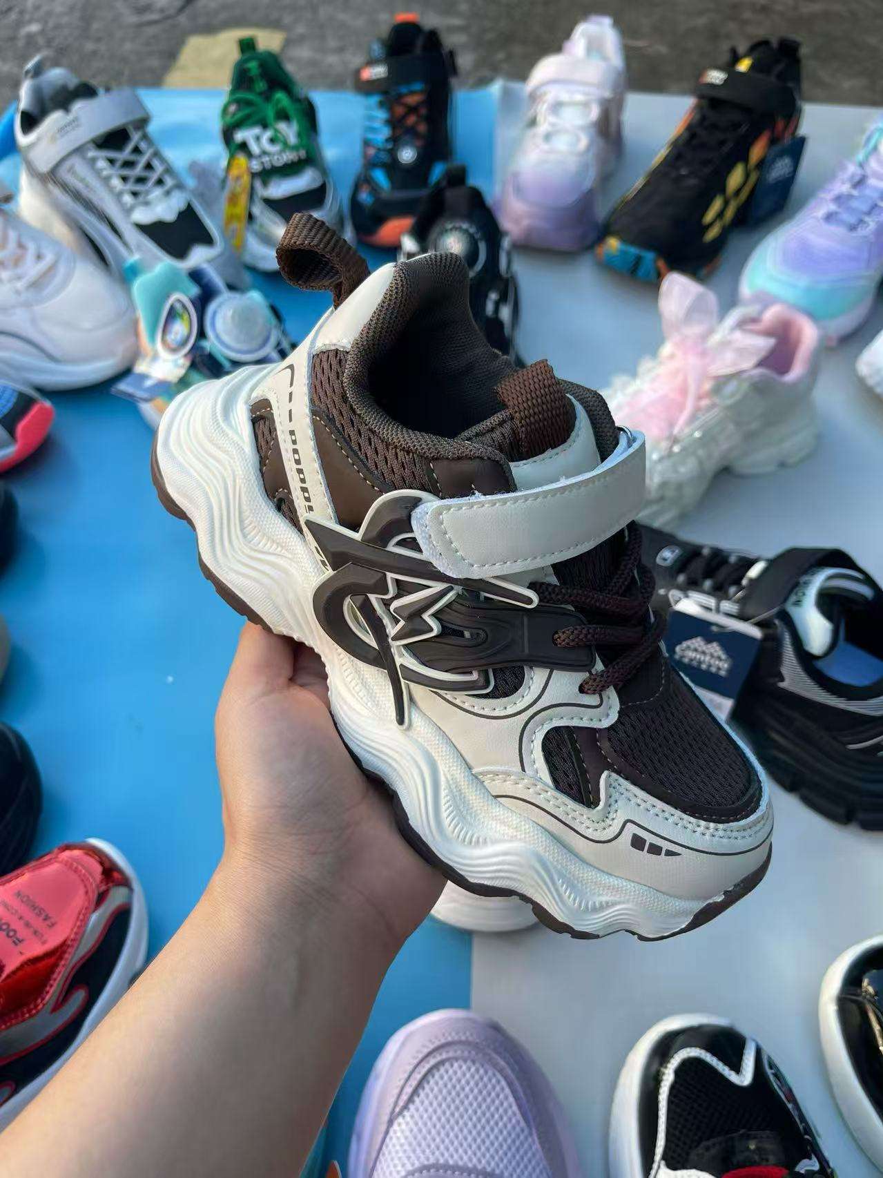 Envoyer une demande, obtenir le catalogue