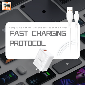 高品質の素材とユーザーフレンドリーなデザインの高速プレミアムUSB-C/V8充電器 - Product Image 4