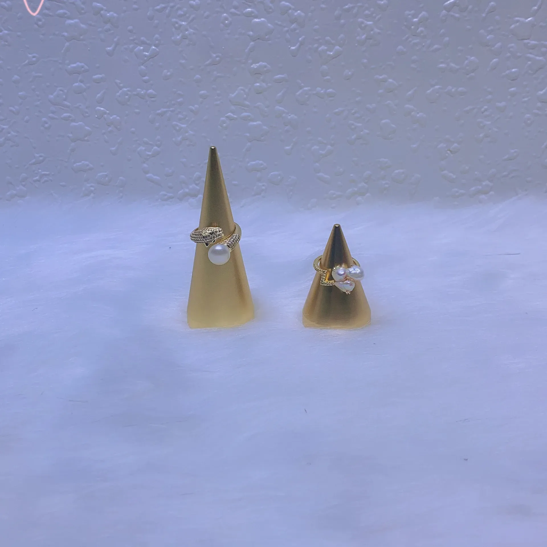 Anillo de metal Cone-8cm/4,5 cm
