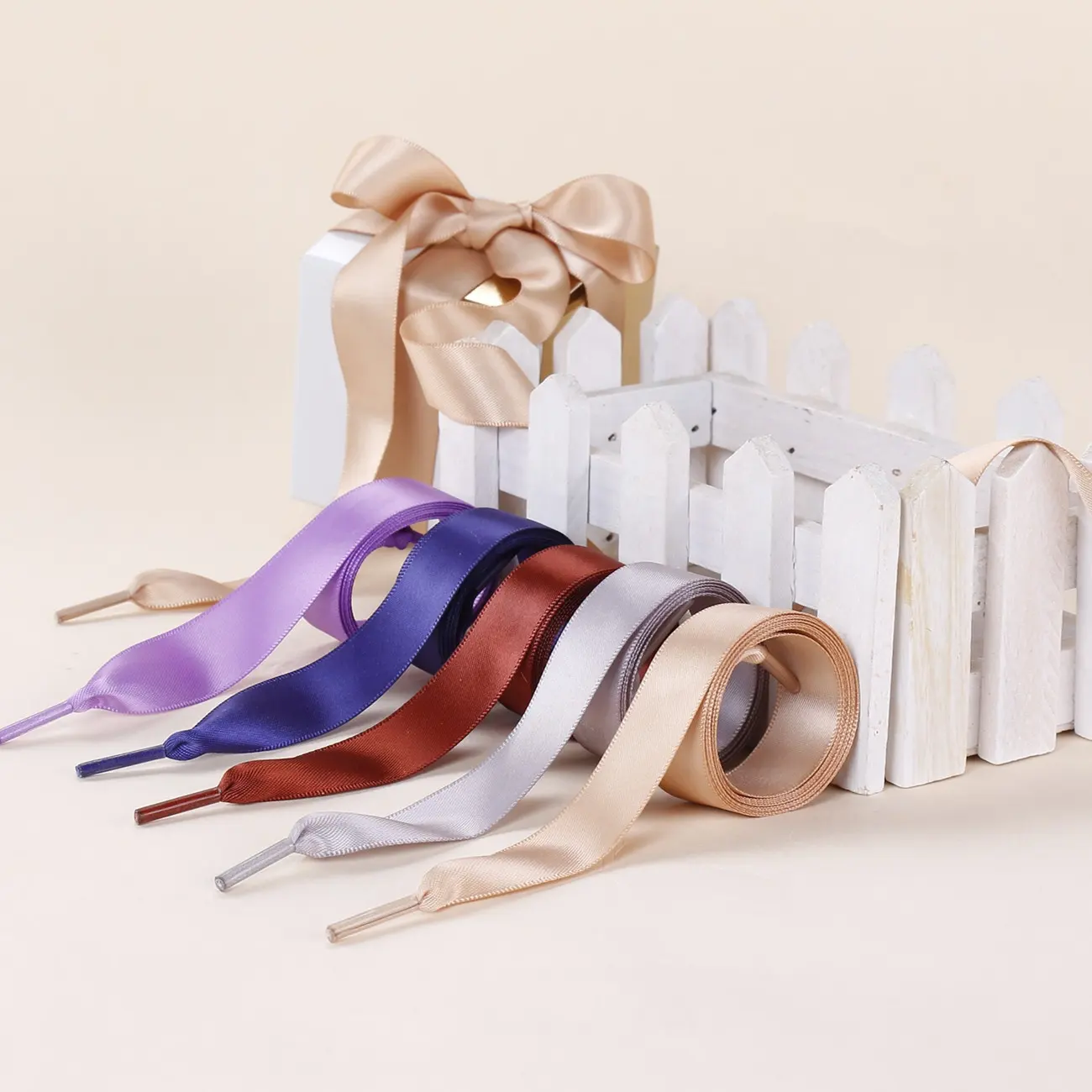 Cheap Wholesale Colorful Ballet Silk Shoe Lace Custom Fancy Children 20ミリメートルFlat Satin Ribbon ShoelacesためLady Girls Sneakers
