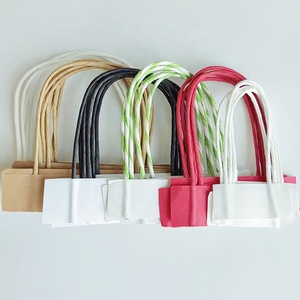 便宜的免费样品扭曲纸柄袋串外卖纸袋 - Product Image 6