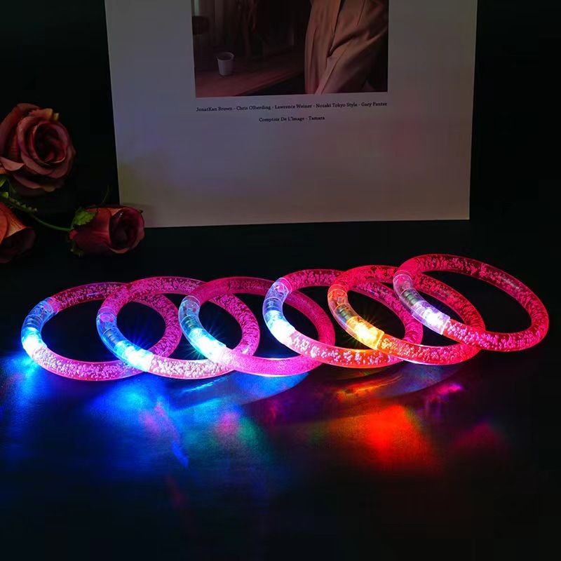 สีม่วง