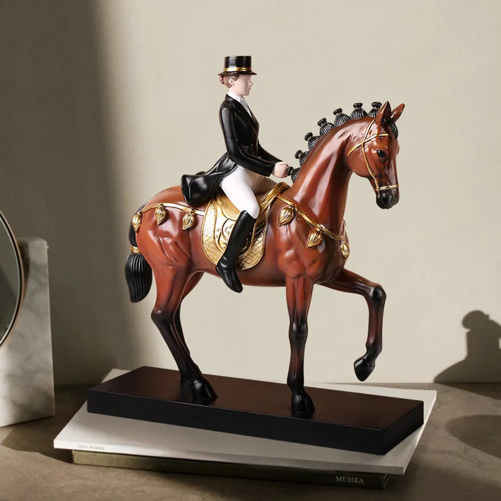 الفاخرة تمثال راتنج أسود يرتدي فارس ركوب الحصان بوليريسين فارس الديكور