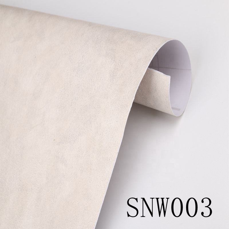 สีเขียวอ่อน