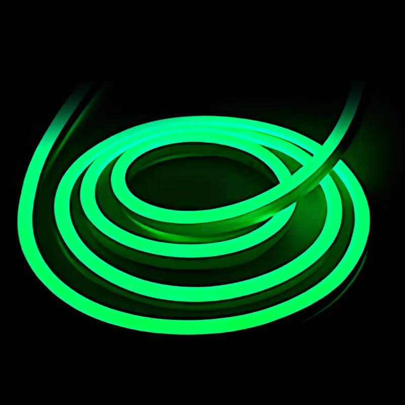 สีเขียว