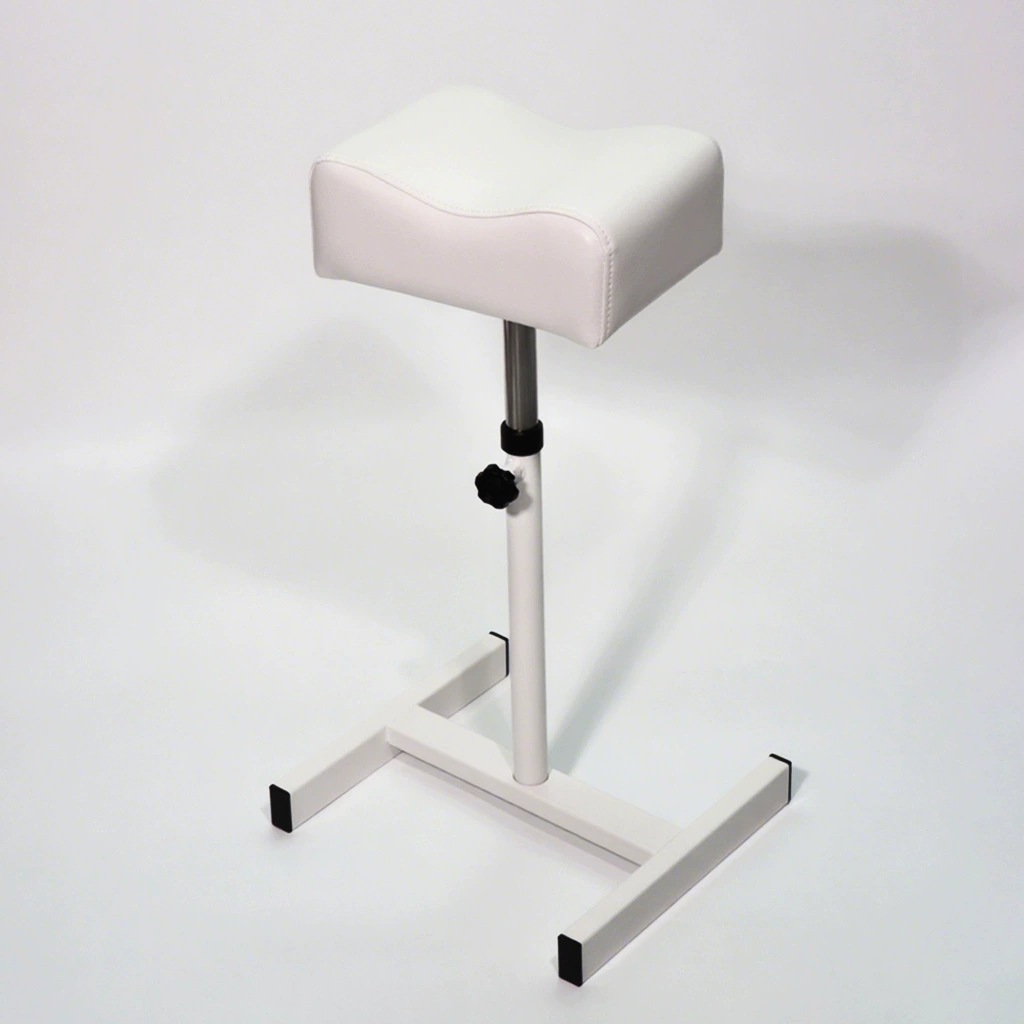Taburete blanco del pie