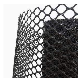 Malla de alambre de plástico para pollo Malla de plástico hexagonal para aves de corral Valla de alambre de plástico extruido Recubierto de PVC para la venta - Product Image 3