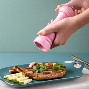 Ayarlanabilir seramik değirmeni mutfak pişirme aracı güçlü buğday sapı baharat karabiber değirmeni özel Logo plastik bambu kutu tuz biber