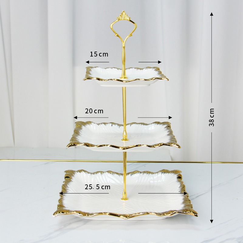Assiette à collation carrée à 3 étages