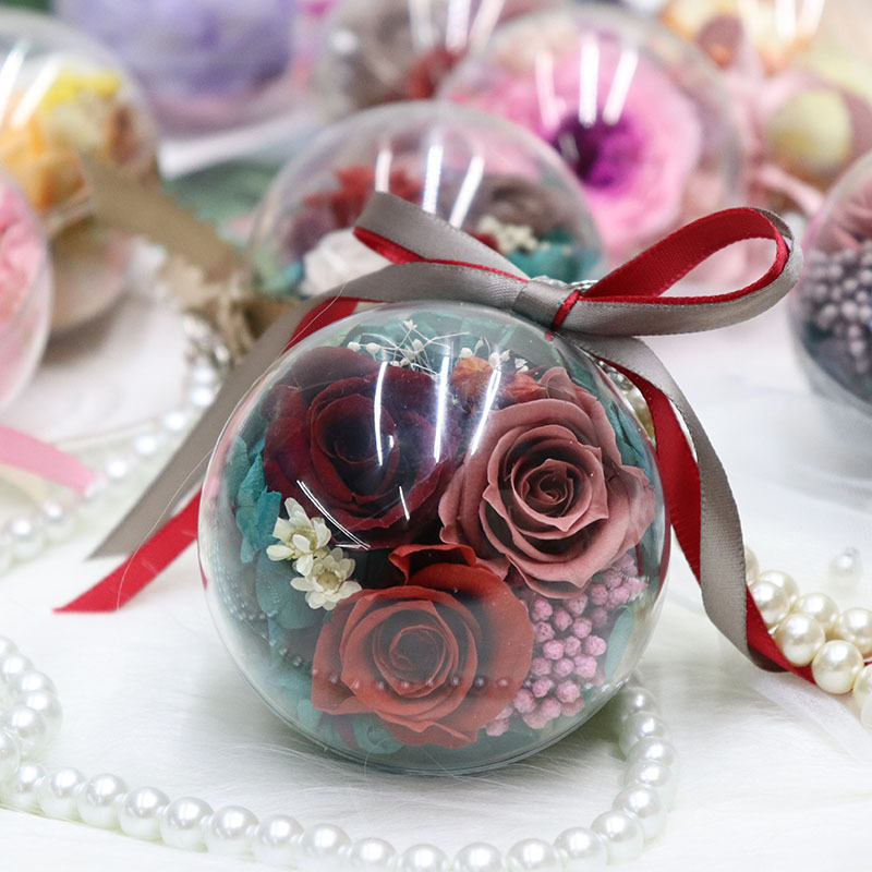 Red Christmas theme
