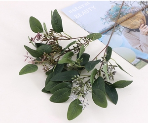 Factory Wholesale Artificial Green Plants <strong>American</strong> Eucalyptus <strong>Leaves</strong> and Fruit Simulation for Wedding & Home Decor
