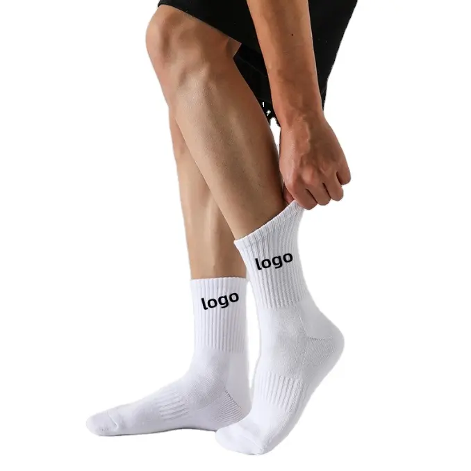 WUYANG fabrika özel çoraplar yüksek kalite ayak bileği terry tasarım erkek ekip unisex spor pamuk özel logo çorap erkekler