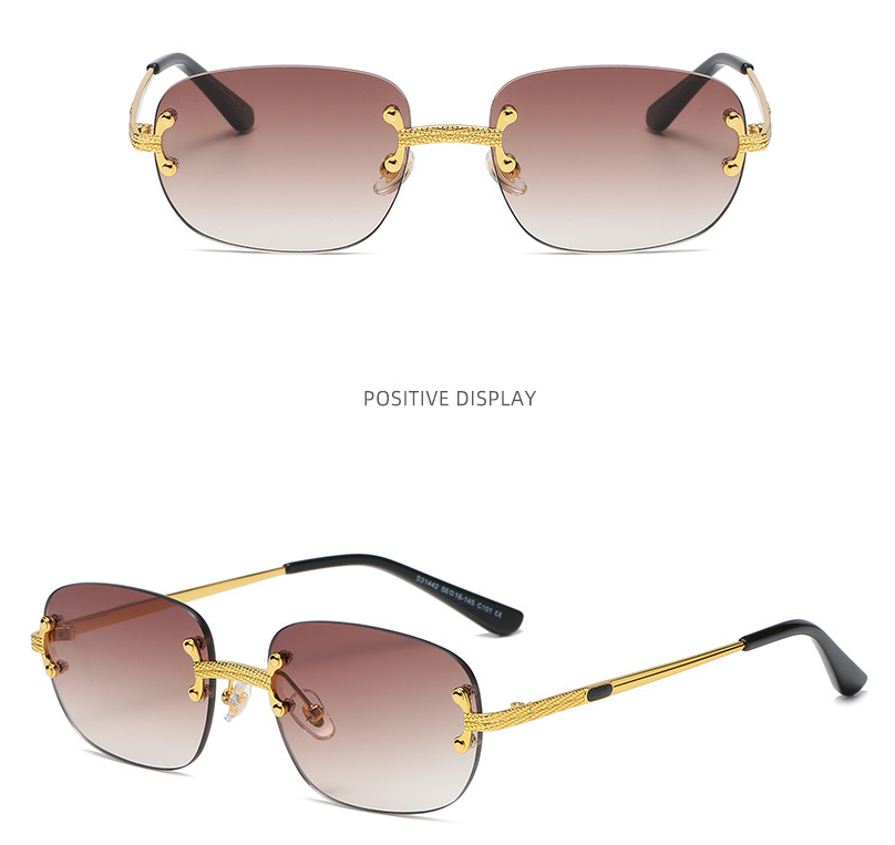 สีน้ำตาล