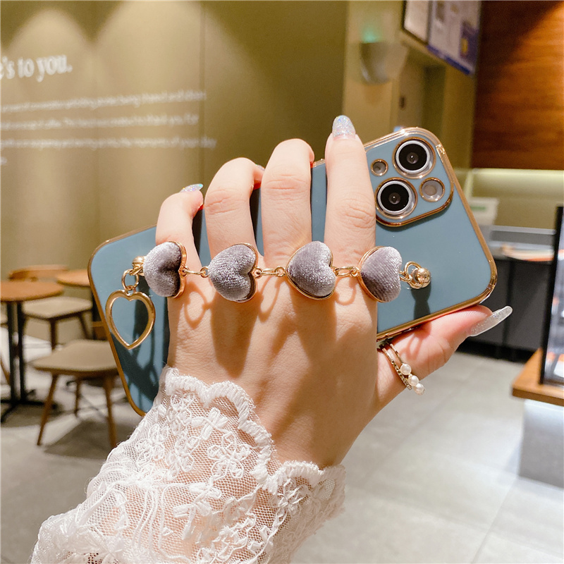 Cuore di pelliccia grigio