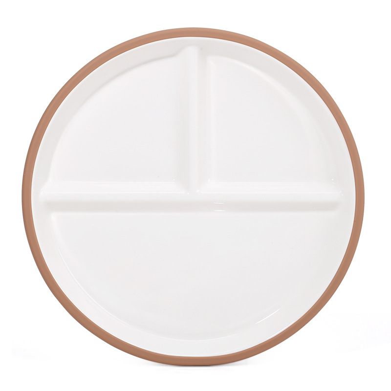 Assiette en céramique marron boue