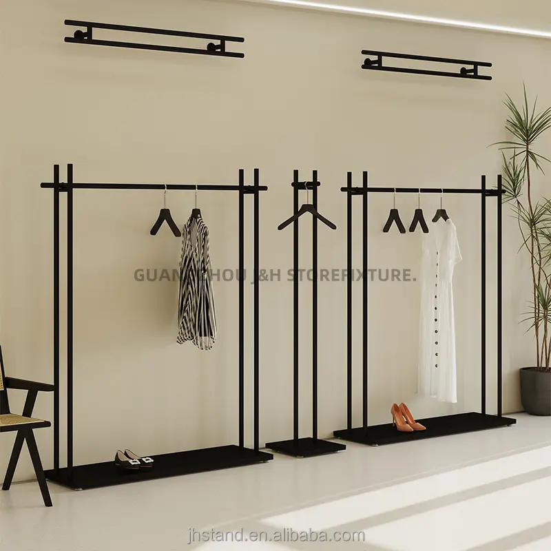 Atacadista Hot Selling Black Clothes Display Rack Stainless Steel Display Stand para Clothing Store Vestuário de alta qualidade Homem