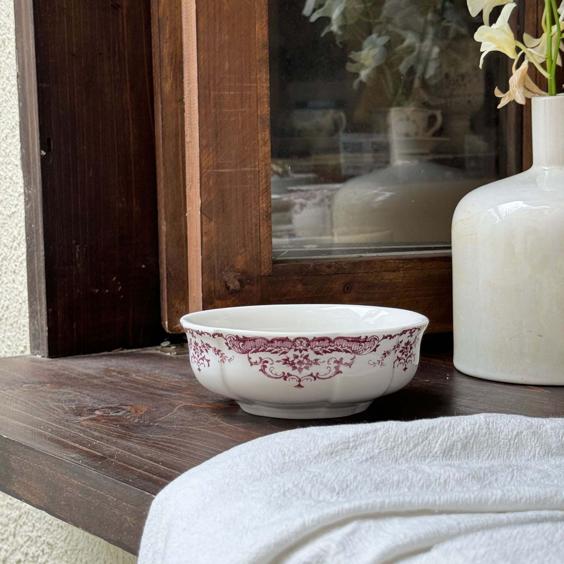 Red 5 inch bowl