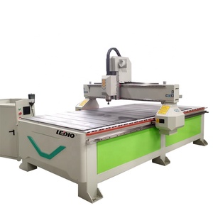 1530 <span class=keywords><strong>cnc</strong></span> wood 3d carving machine lavorazione del legno <span class=keywords><strong>router</strong></span> di <span class=keywords><strong>cnc</strong></span> macchine da taglio in magazzino