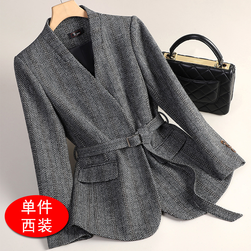 gray suit belt