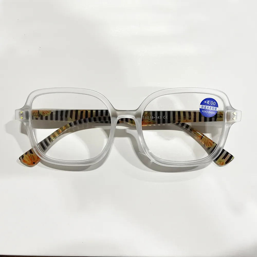 Kacamata bulat Retro untuk pria wanita, kacamata baca plastik penghalang cahaya biru desain kebesaran