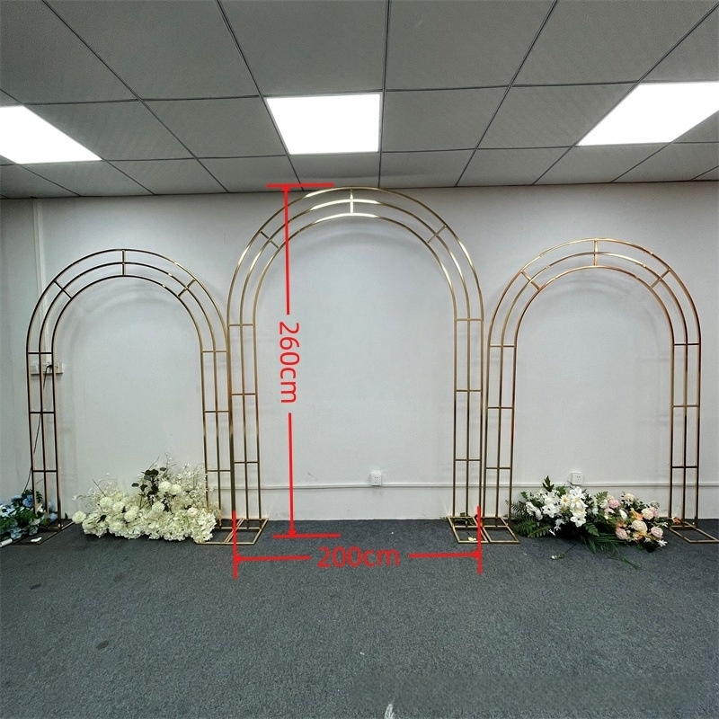 Height 2.6m Width 2m