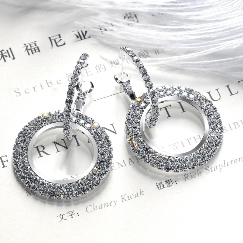 E074 White