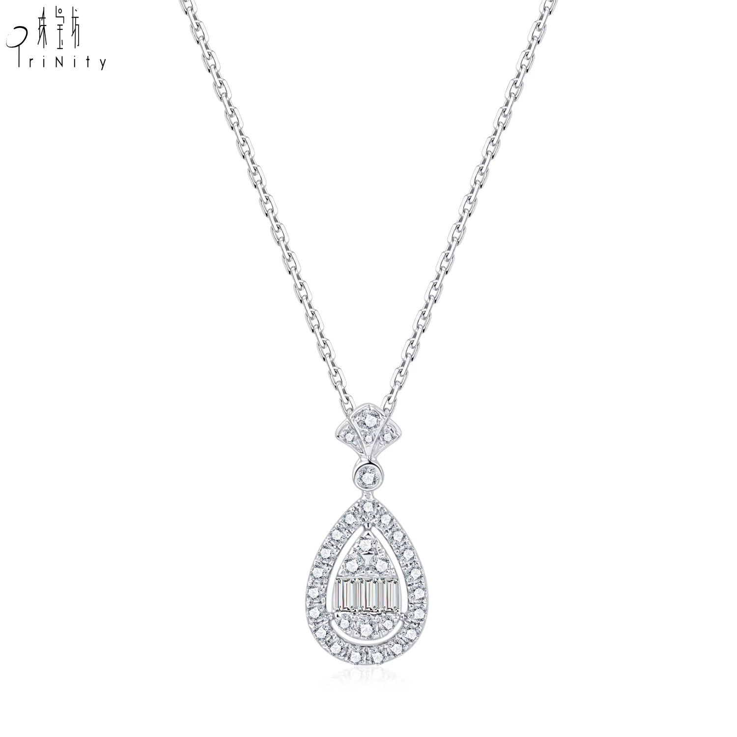 Or blanc massif 18 carats