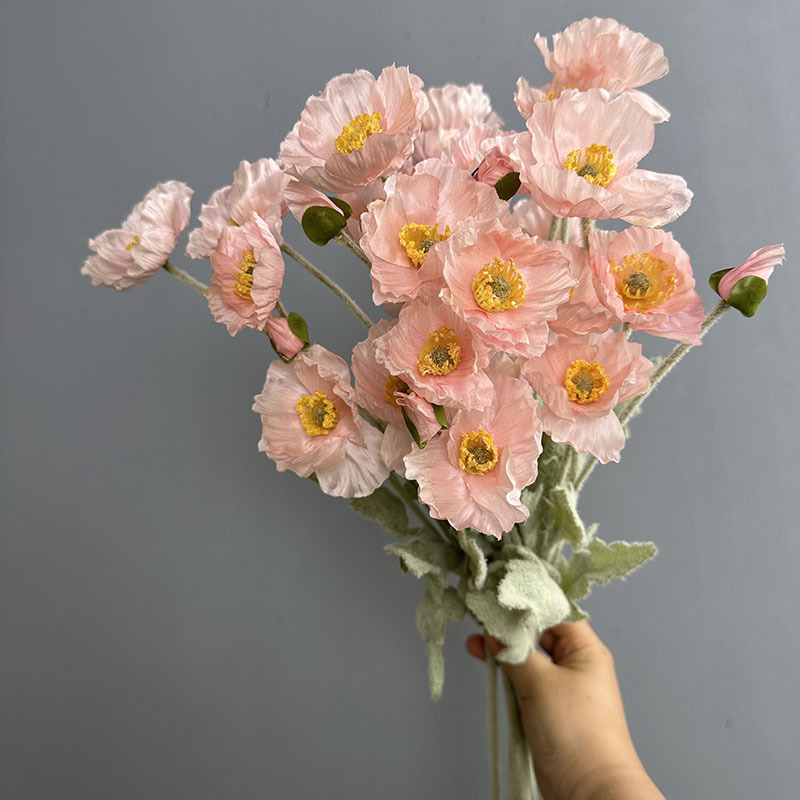 Poisson floqué à quatre têtes, rose clair, pour embellissement.