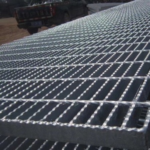 Nhà Máy Cung Cấp Mạ Kẽm Kim Loại Lưới Sàn Thép Lưới Cầu Thang Tread Nền Tảng Sử Dụng Ngoài Trời Cho Xây Dựng Công Nghiệp Kho - Product Image 5